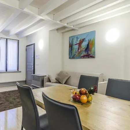 Venice Residence Apartment *