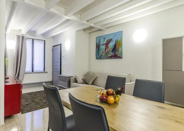 Venice Residence 아파트 *