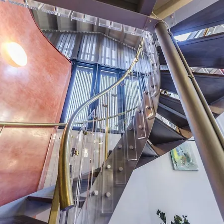Luxury Penthouse Appartement *
